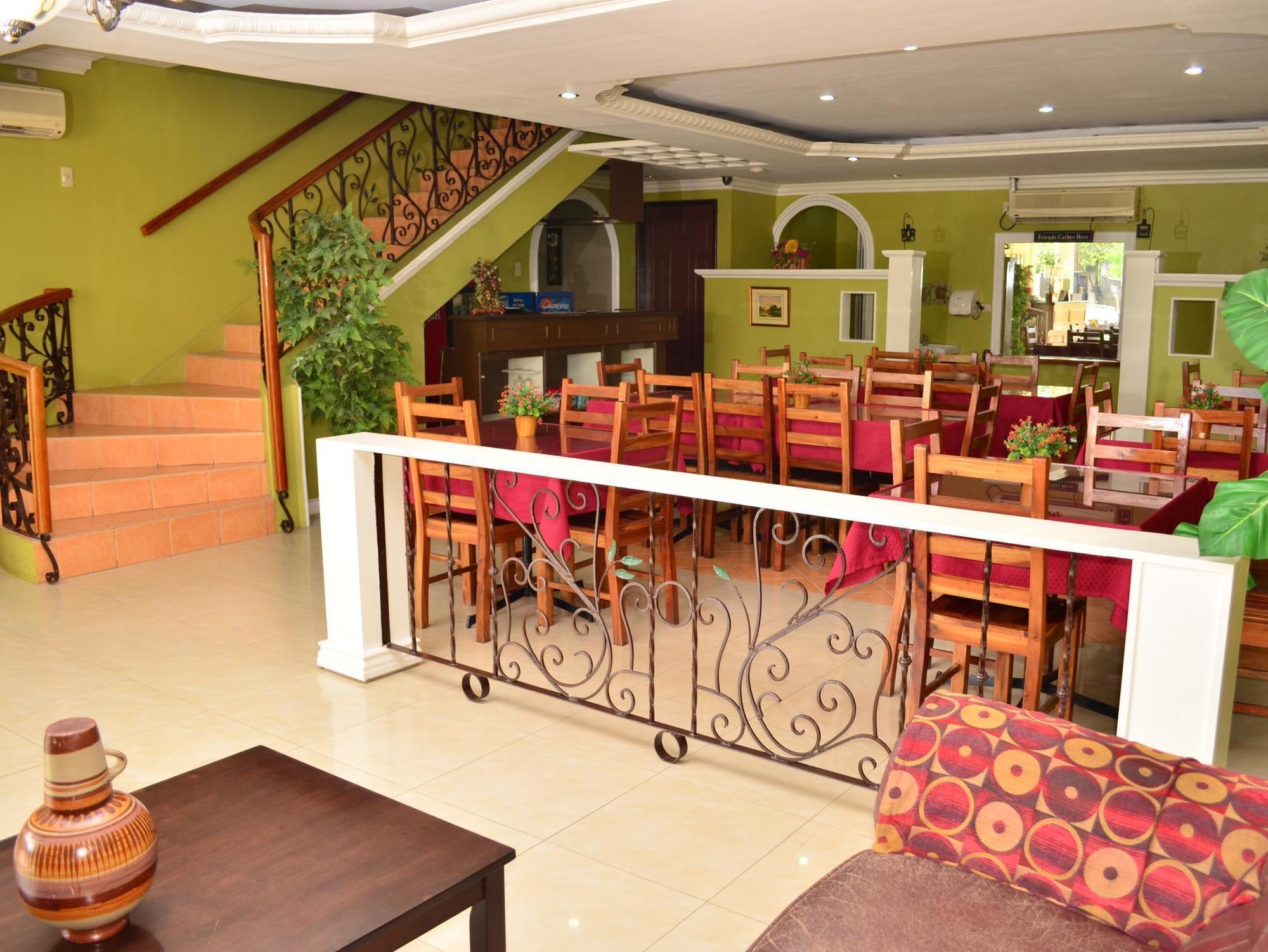 El Portal Inn タグビララン エクステリア 写真